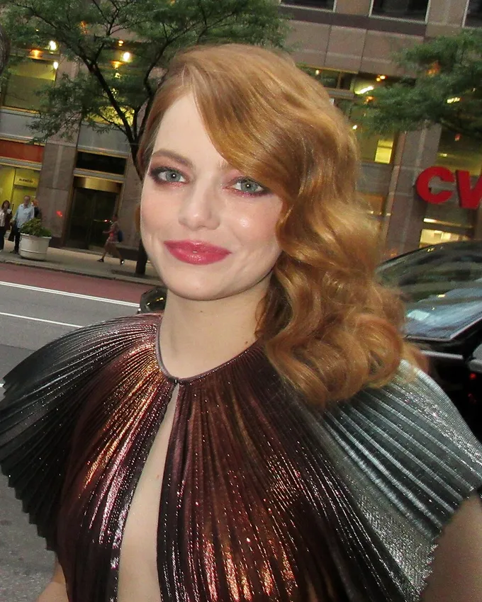 Emma Stone Husband: Inside Her Marriage to Dave McCary
